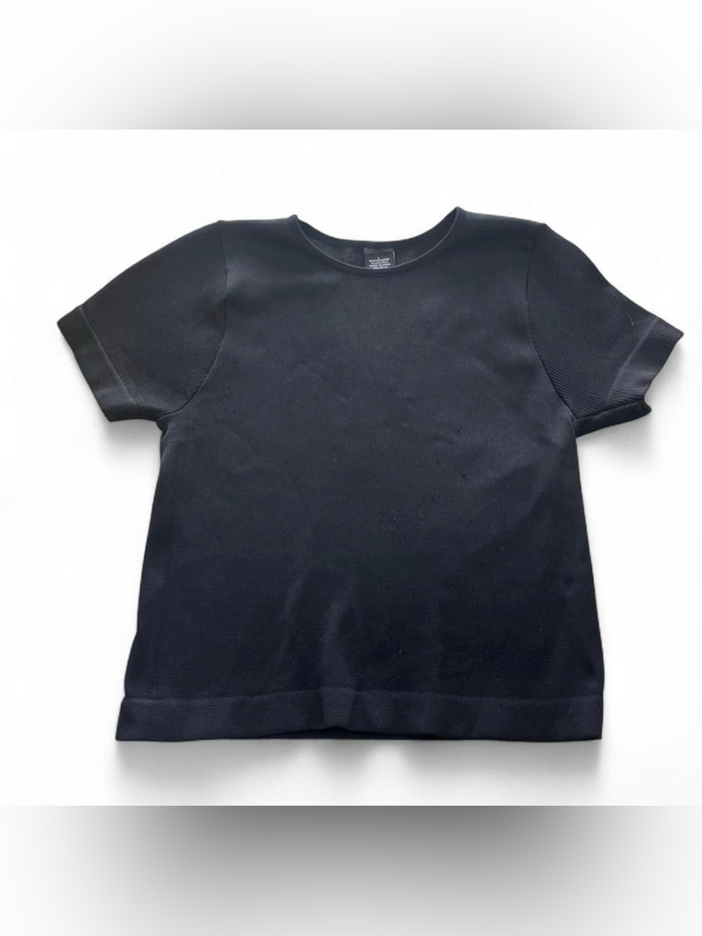 Black Short-Sleeve ribbed Top fits like size small